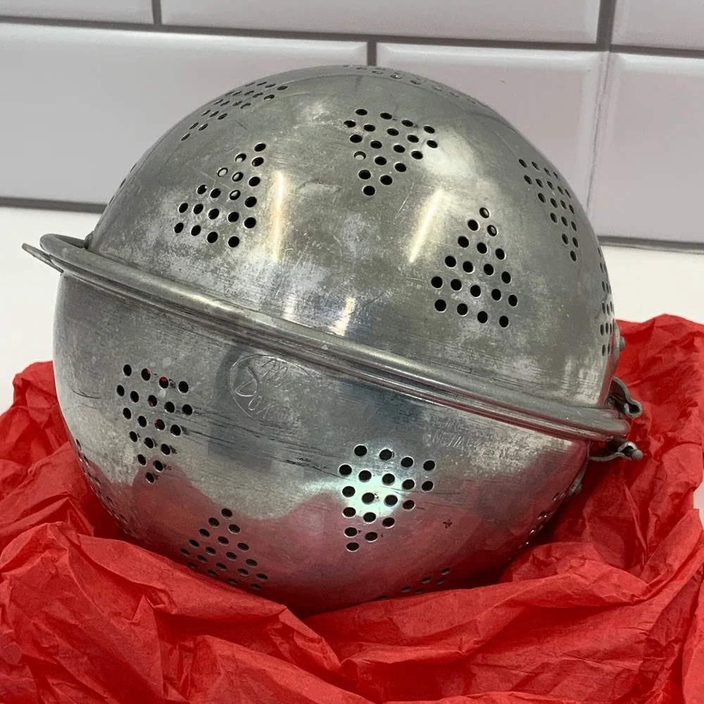 Vintage Damar Products Mrs Damar Rice Ball Infuser Aluminum 5 Inch Diameter
